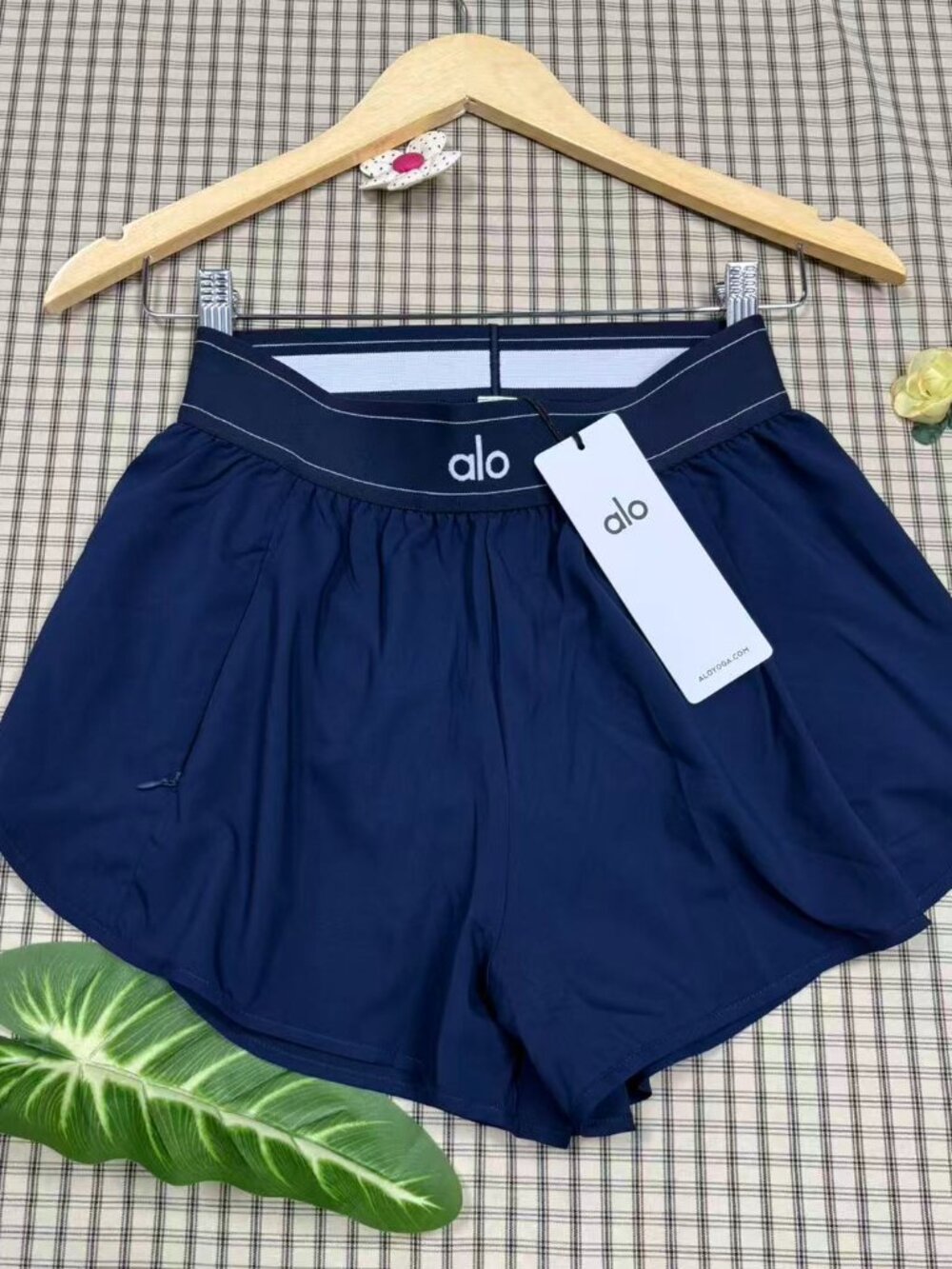 ✨ALO Yoga Navy Blue High Waisted Athletic Shorts A versatile Athleisure style